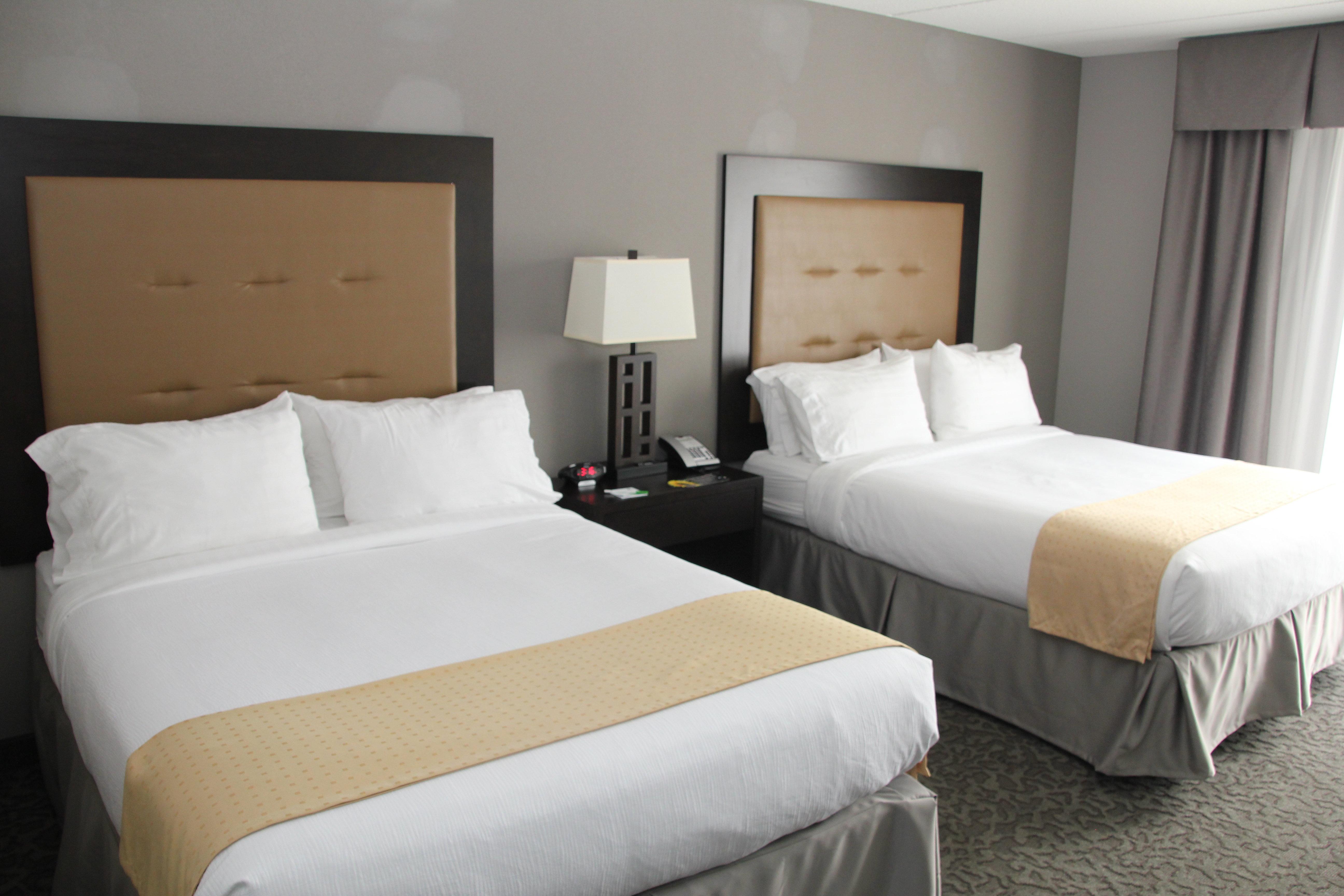 Holiday Inn And Suites East Peoria By Ihg Exterior foto