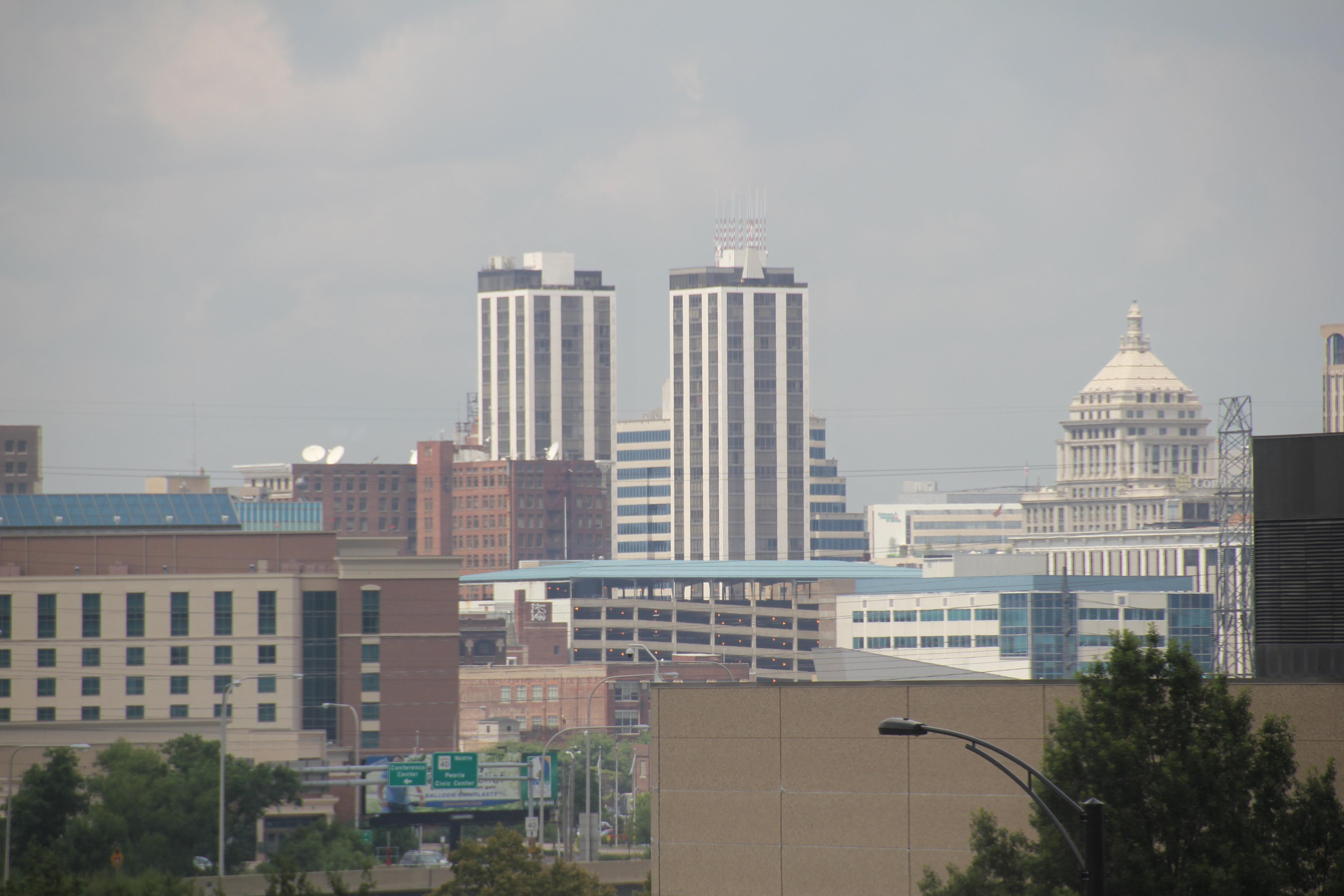 Holiday Inn And Suites East Peoria By Ihg Exterior foto