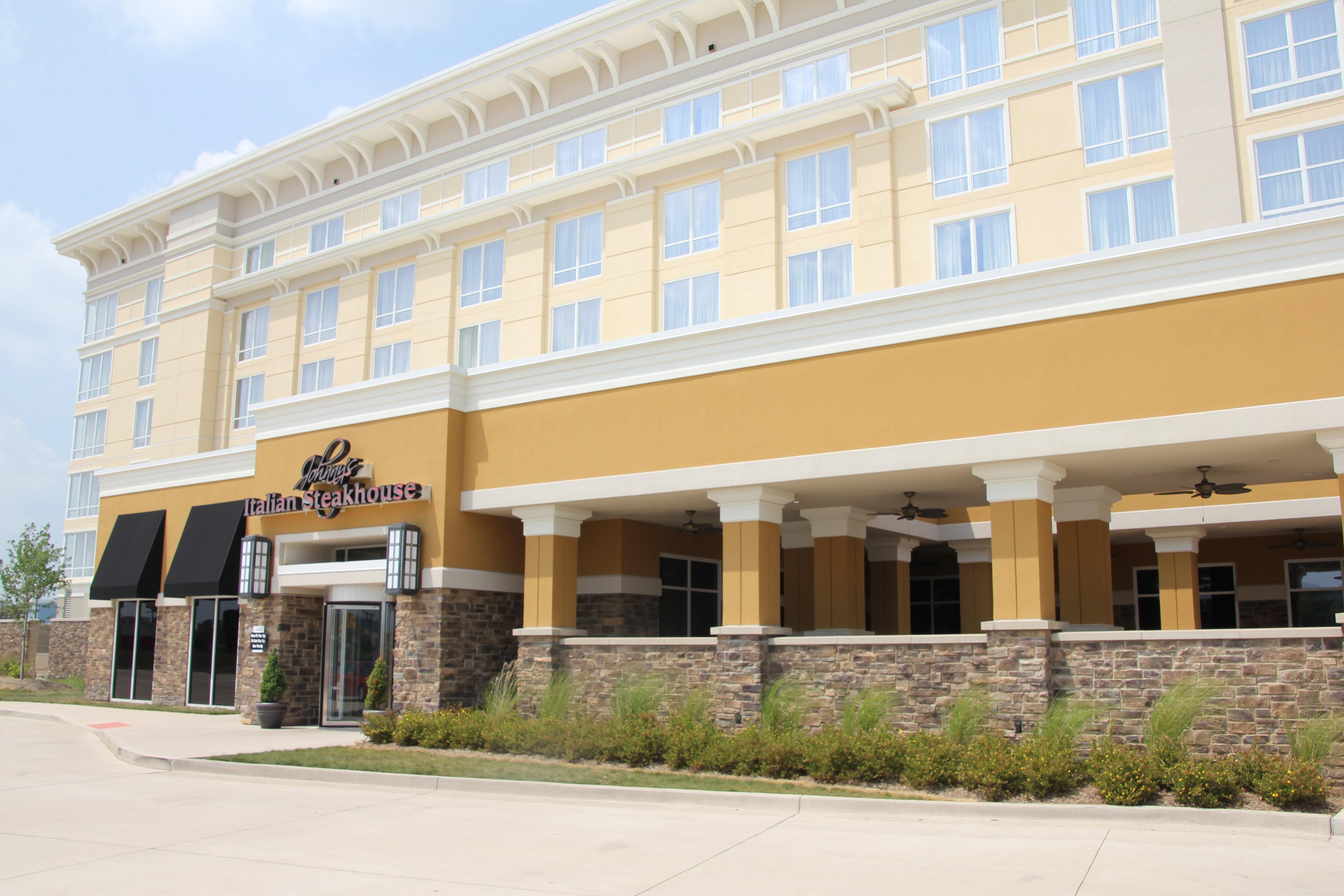 Holiday Inn And Suites East Peoria By Ihg Exterior foto